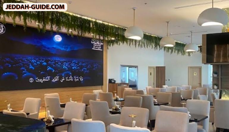Elysia Cafe & Lounge
